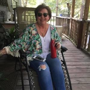 Meet your Posher, Vera